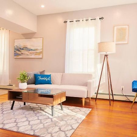 Cozy Apartment 1St 10Min Walk Downtown And City View Providence Exterior foto